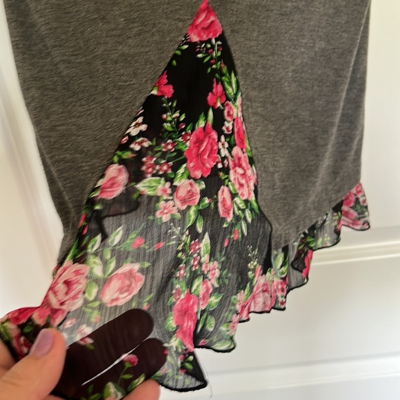 🌺2 for $12🌺 Love Me Floral Shirt - Picture 5 of 6